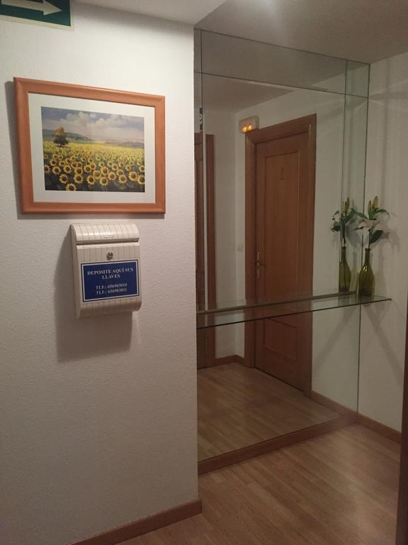 Pension Oasis Zamora Luaran gambar