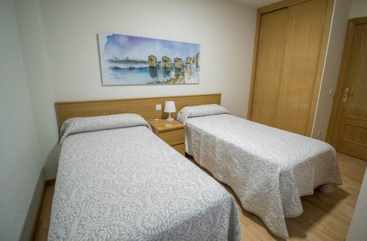 Pension Oasis Zamora Luaran gambar